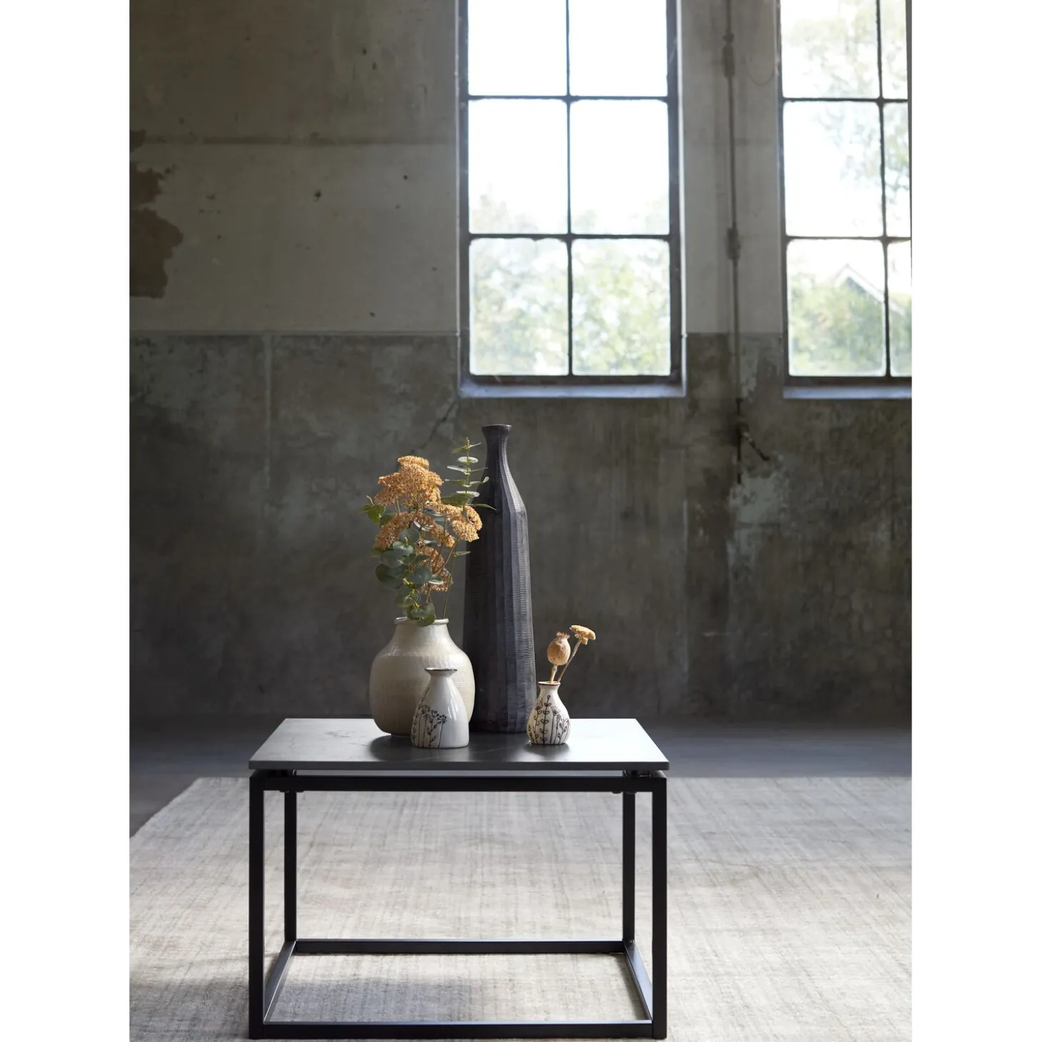 Bijzettafel Lineto (55 Cm) zwart keramiek