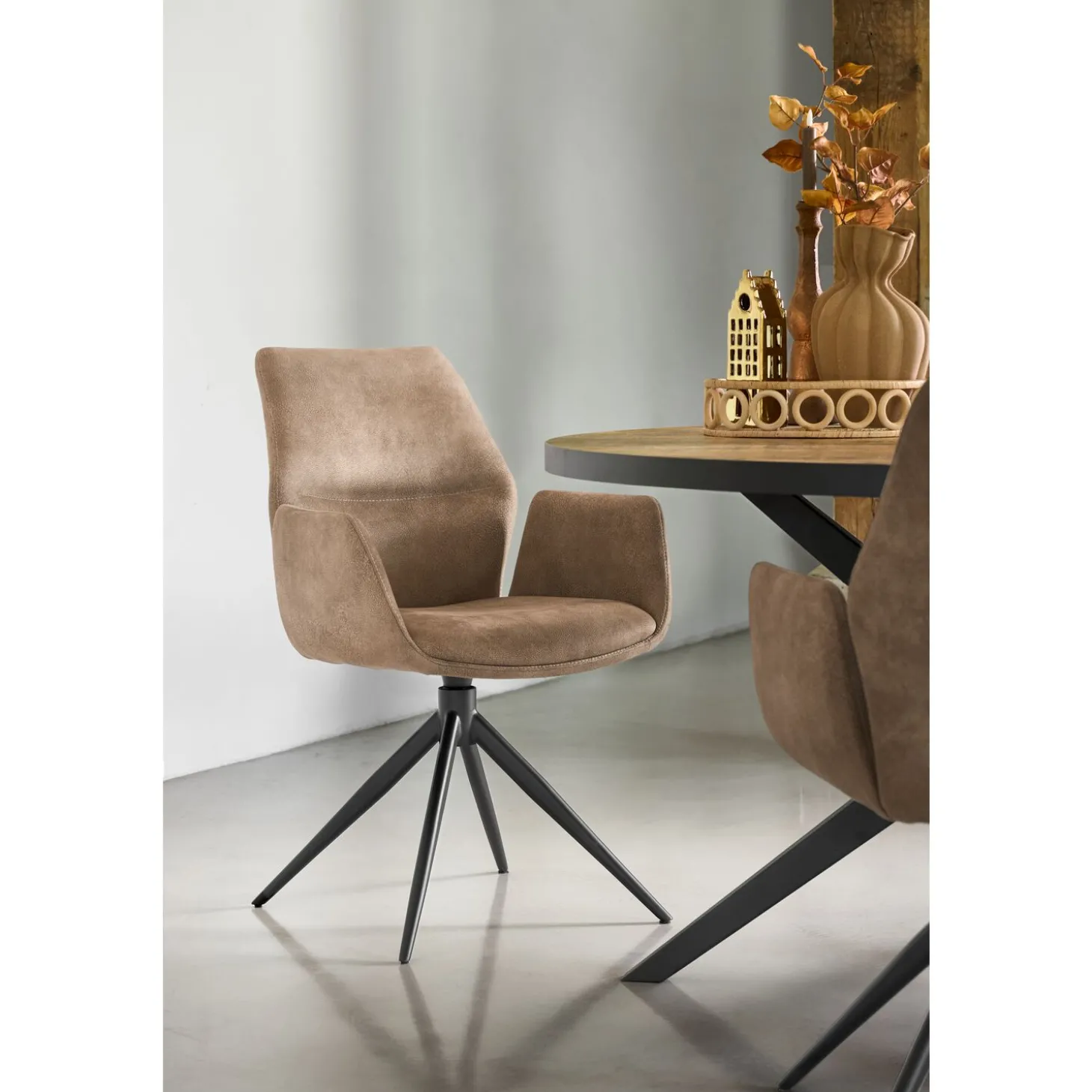 Eetkamerstoel Faido Microvezel taupe poot zwart